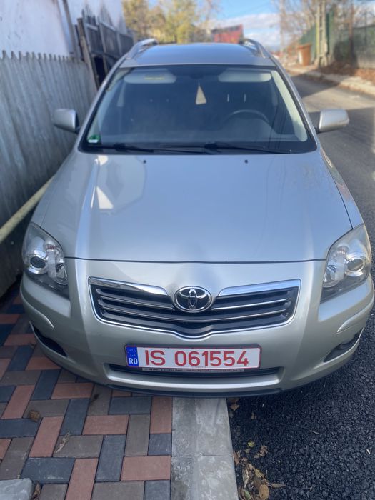 Toyota avensis 2.2d