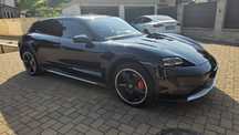 Porsche taycan cross Turismo 4S Performance Battery Plus,