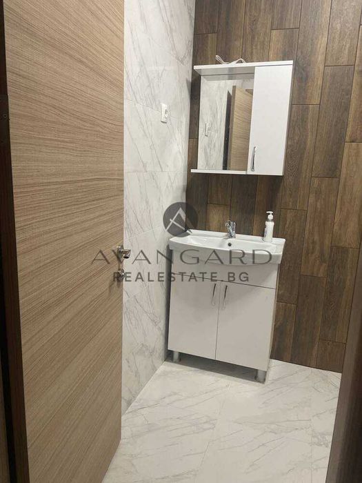 Продава се Двустаен апартамент в Пловдив, Кючук Париж - 70 кв.м за 2040 €/кв.м - Снимка #7