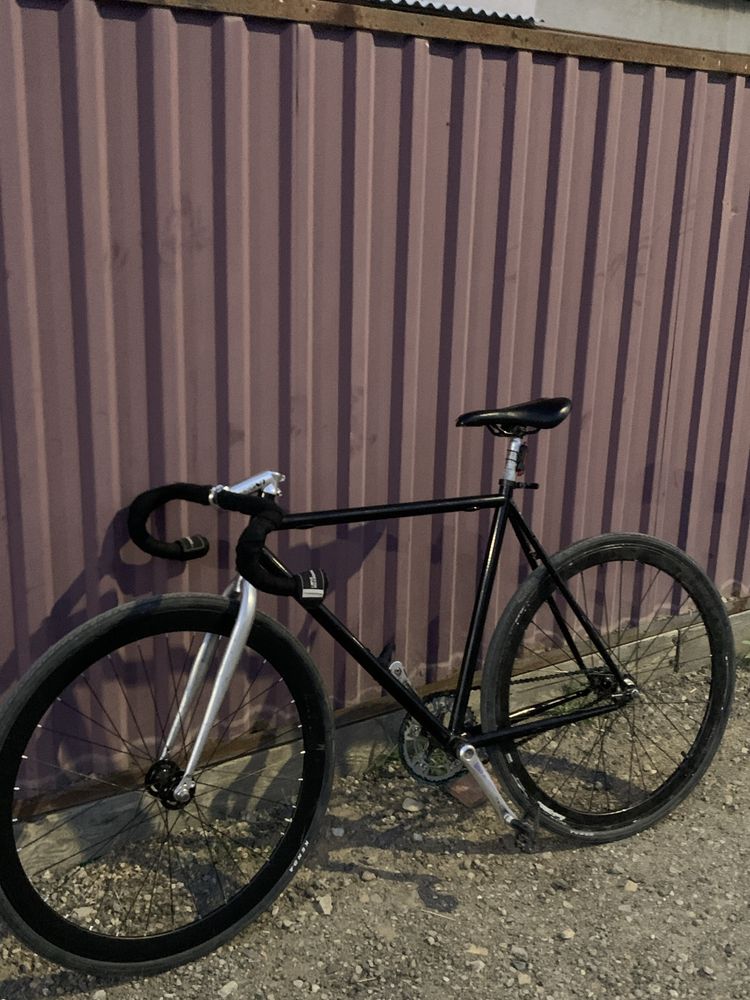 Fixed gear.