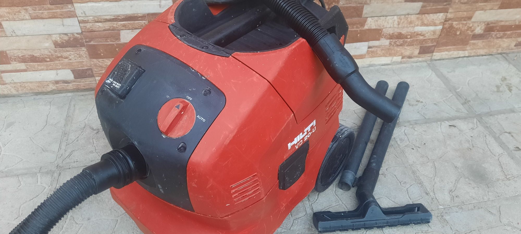 Прахосмукачка Hilti VC20-U Тупалка Контакт Сухо Строителство