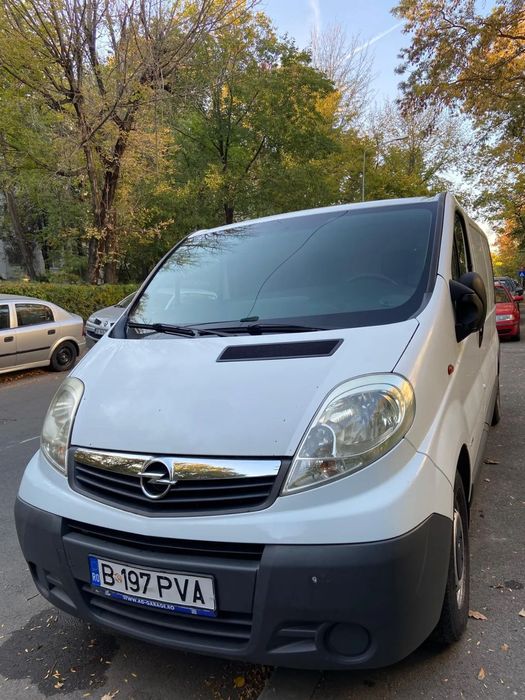 Opel Vivaro Opel Vivaro 2.0 CDTI 2009 - Negociabil