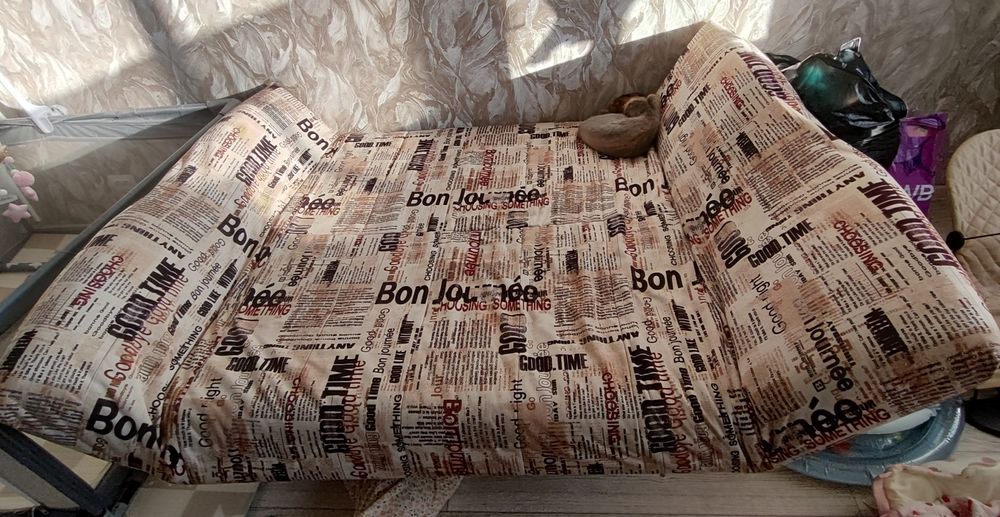 Продам диван в отличном состоянии