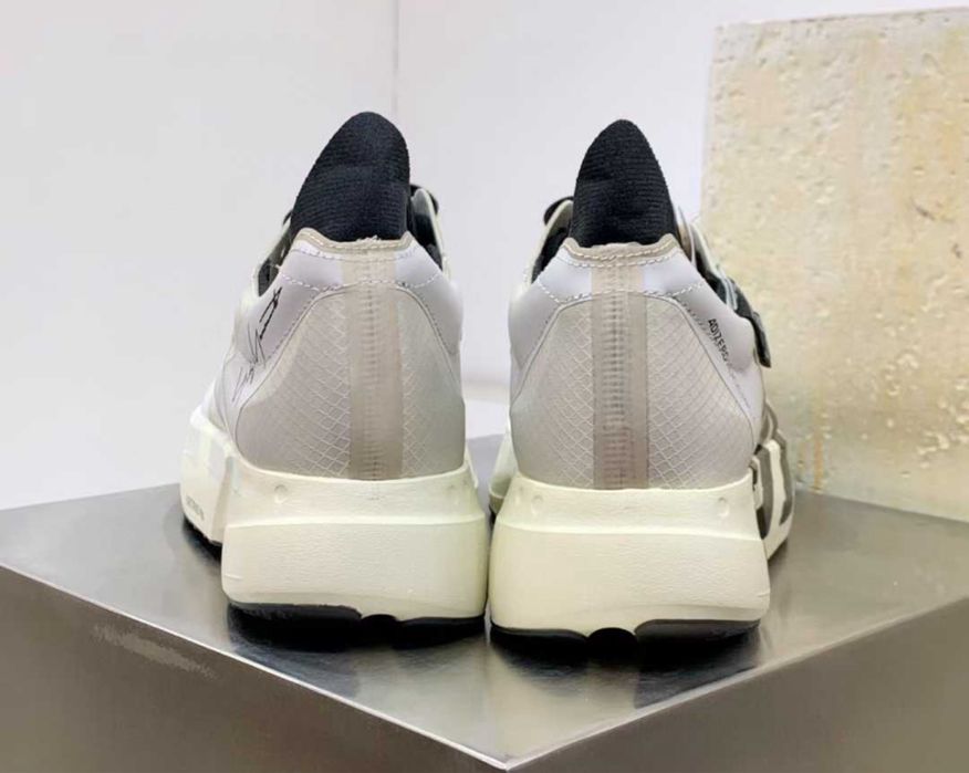 Оригинални маратонки adidas Y-3 Adios Pro 4 Beige Orbit Grey Black