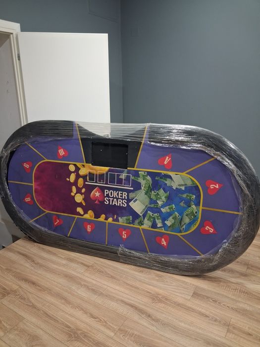 Vand masa de poker fara jetoane