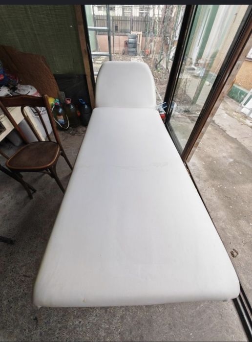 Pat cosmetica sau masaj