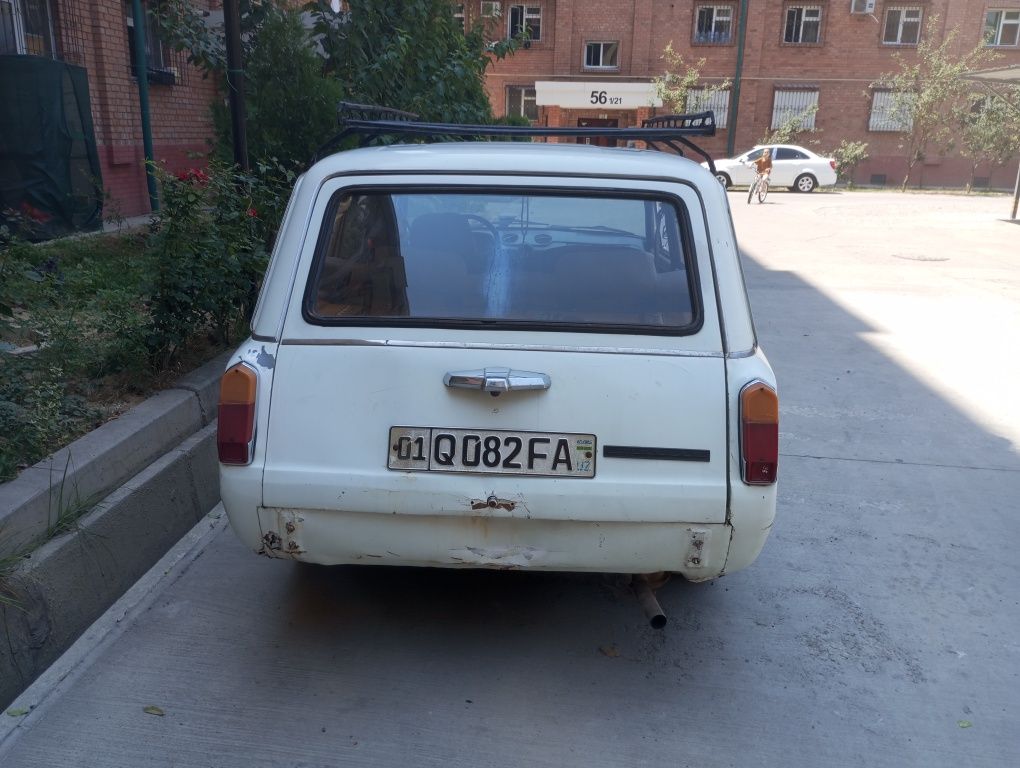 жигулий ваз 2102
