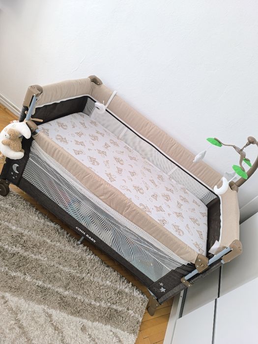 Vând patuț bebelasi