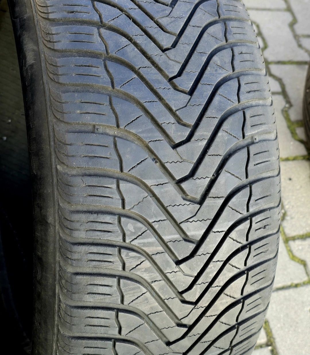 235/65/R17 GRIPMAX Suregrip A/S, DOT 3420 - 4 бр.