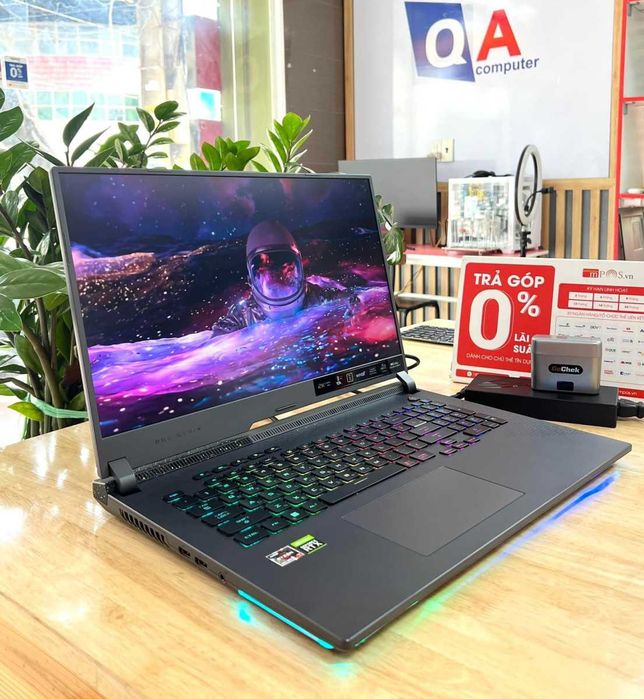 Asus rog Strix G713RW