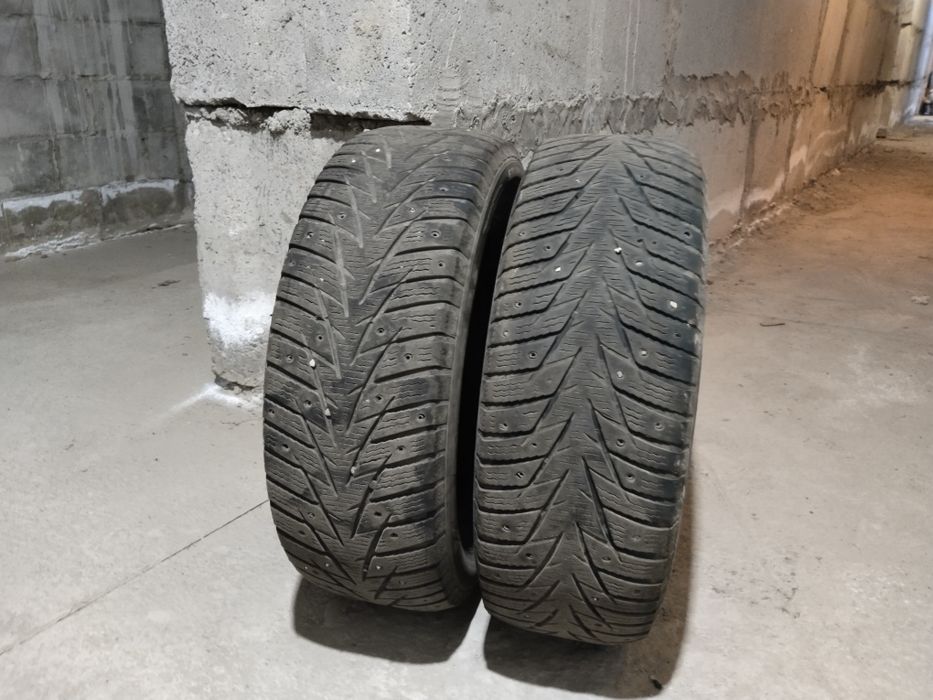 Зимние шины, 2 шт., 215/60/16. Цена 23 000 тг.