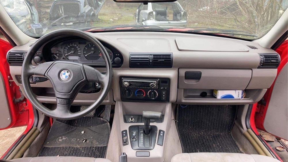 BMW 316i AT Kompact e36 1996  На Части