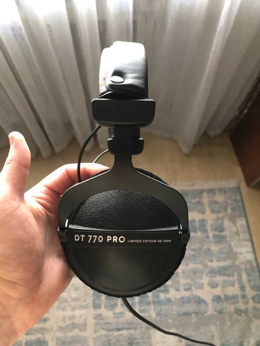 Продам студийные наушники Beyerdynamic DT770 Pro Limited Edition.