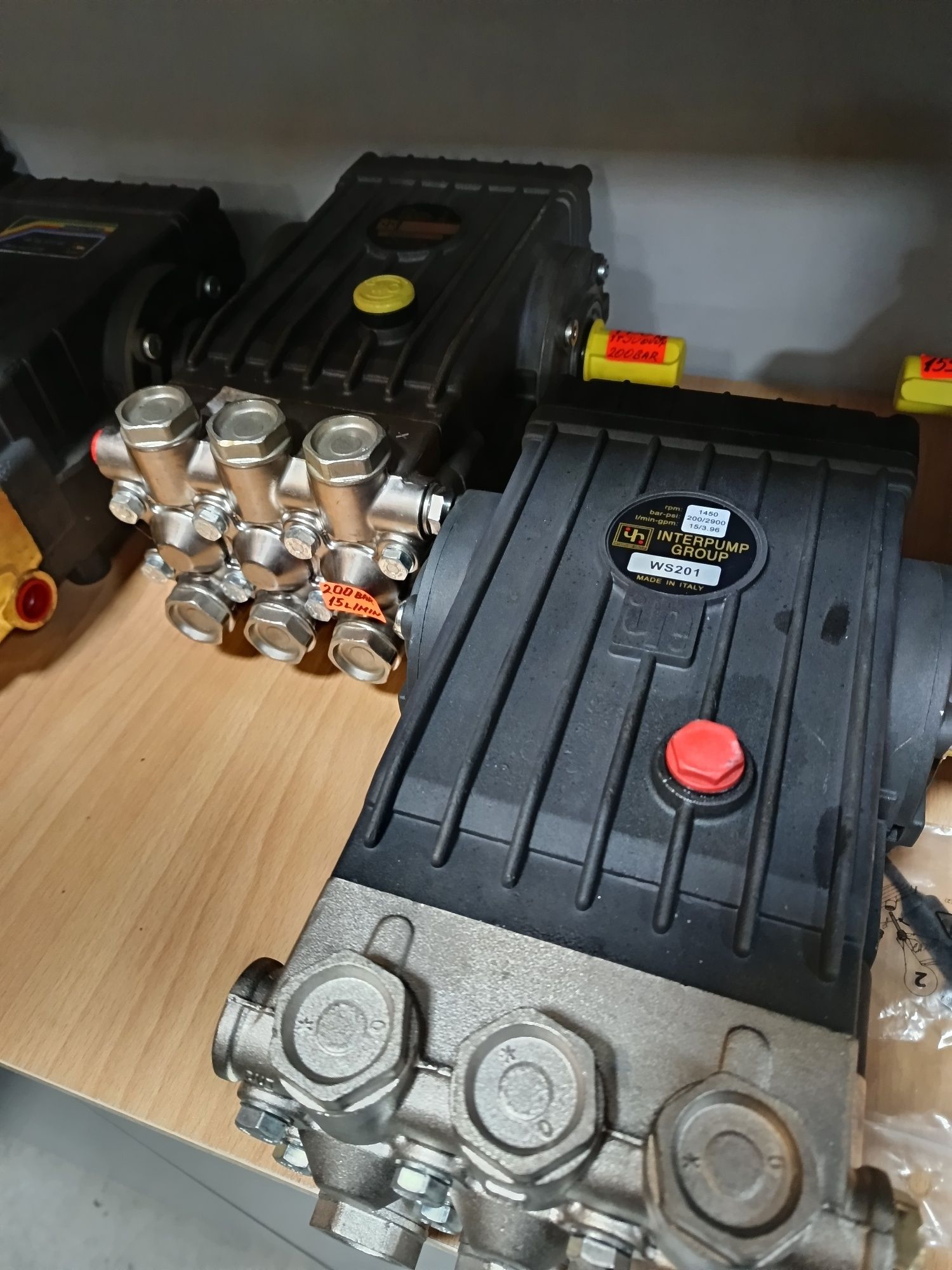 Глава за помпа Interpump WS 151-201
