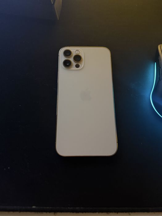Iphone 12 pro Gold