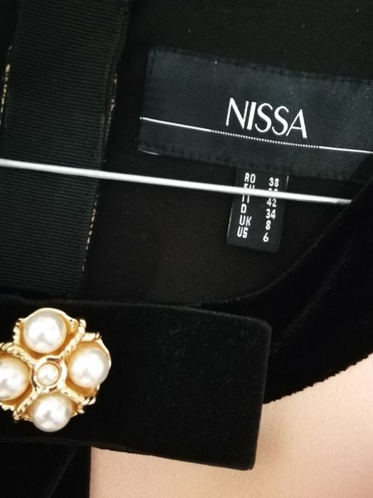 Vând rochie Nissa