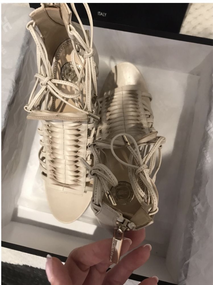 Сандали Elisabetta Franchi