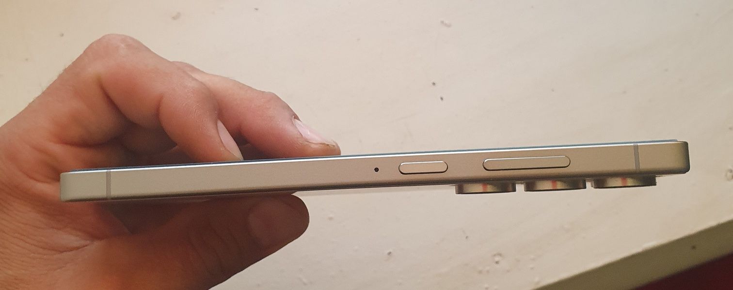 SAMSUNG S25 Ultra yangi madel