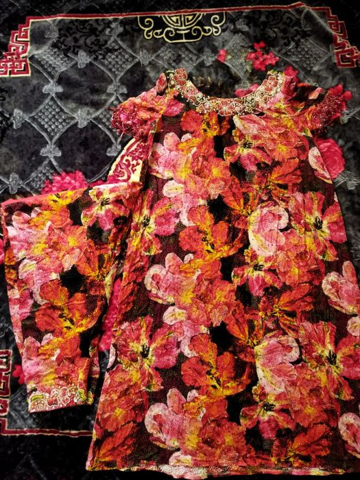 Kelinlar va ayollar uchun yozgi kuylak