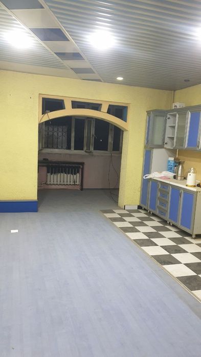 Uy sotiladi. 4/6/9. Bankovskiy. 203 m² Olmazor tumani. Medgorodok.