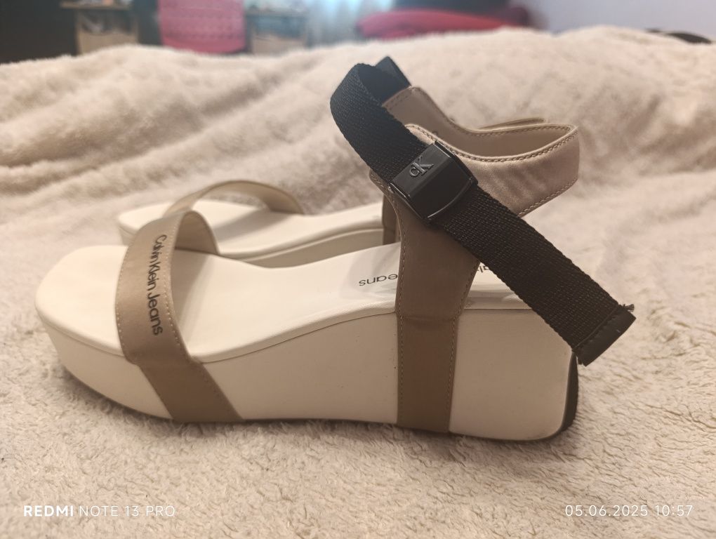 Сандали Calvin Klein