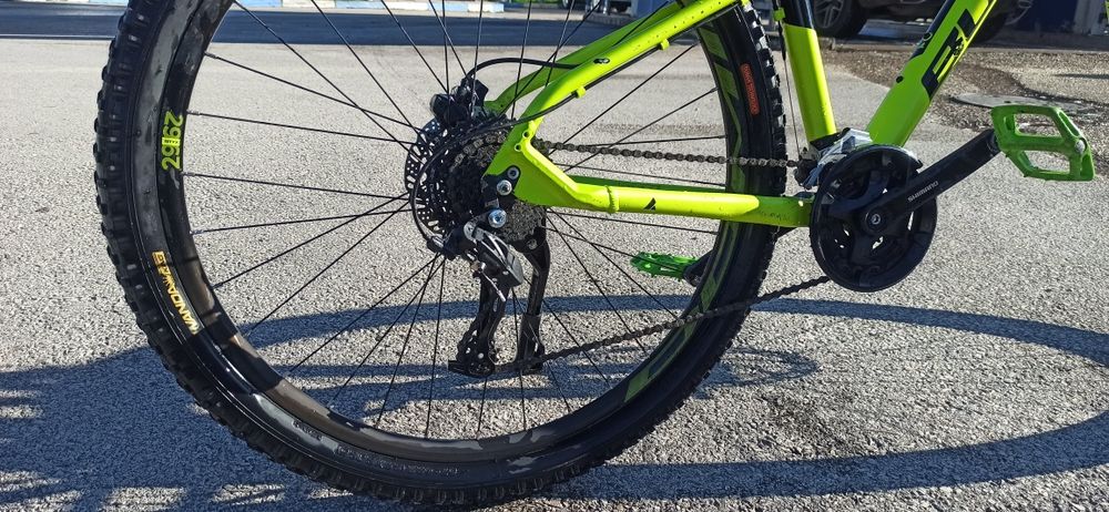 Велосипед 29 цола Bulls Sharptail 3 2023 3x9 Shimano ХИДРАВЛИЧНИ СПИР