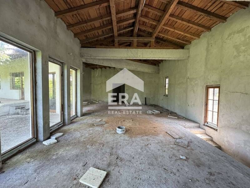 Продава се Къща в с. Дунавец, Област Силистра - 447 кв.м за 281 €/кв.м - Снимка #3