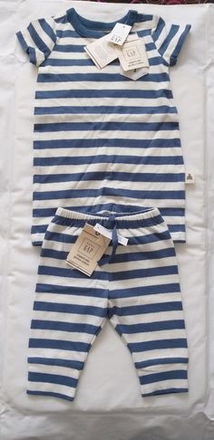 GAP BABY 3-6м бодита и панталонки