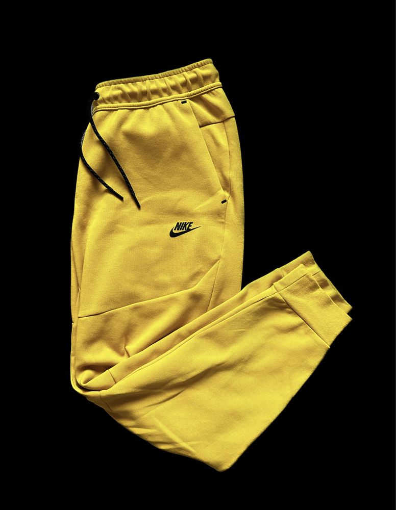 Nike tech fleece yellow joggers