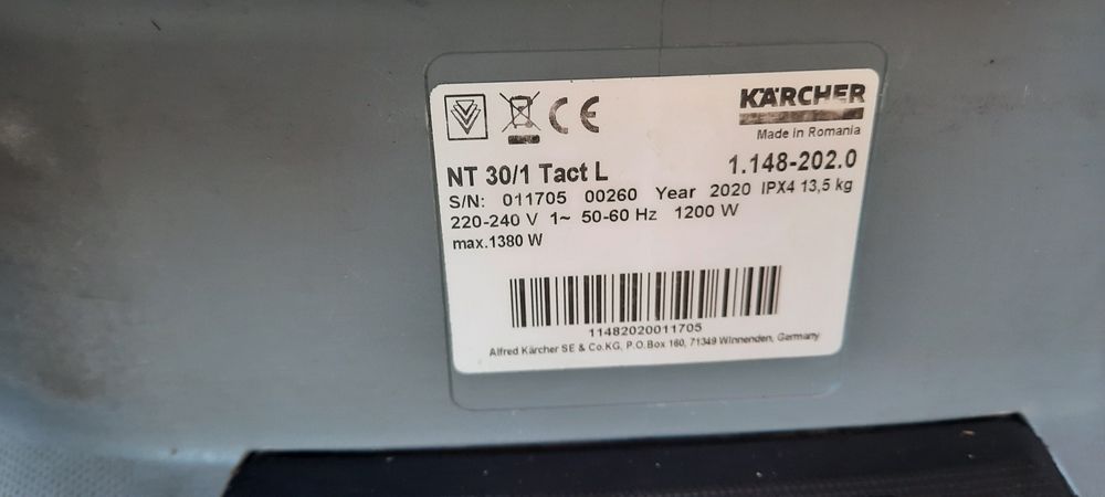 Прахосмукачка  Karcher  nt30/1 Tact Тупалка Сухо Строителство Почиства