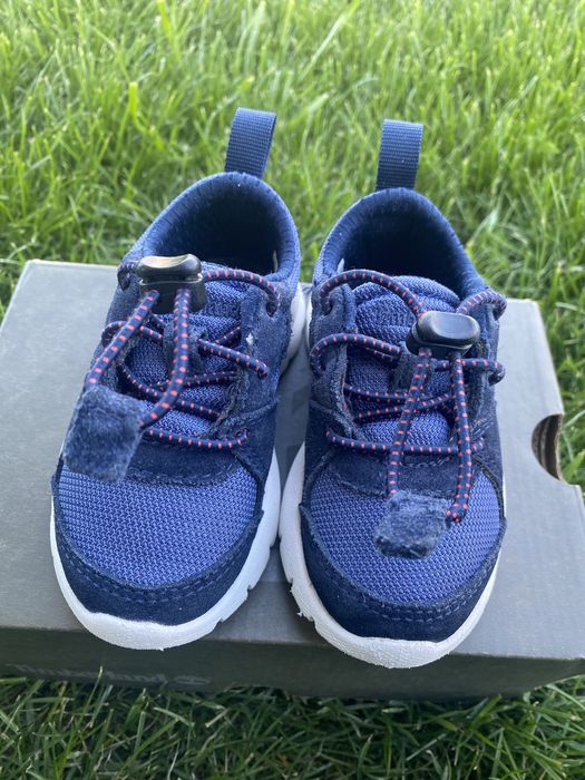 Adidasi baiat marimea 21 Timberland