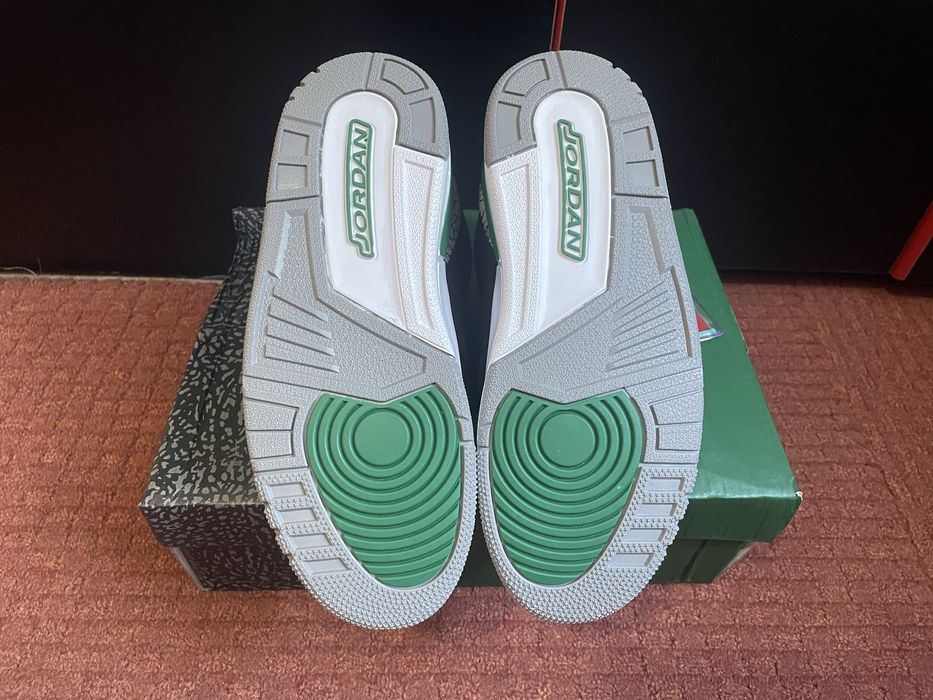 Air Jordan 3 Retro Pine Green