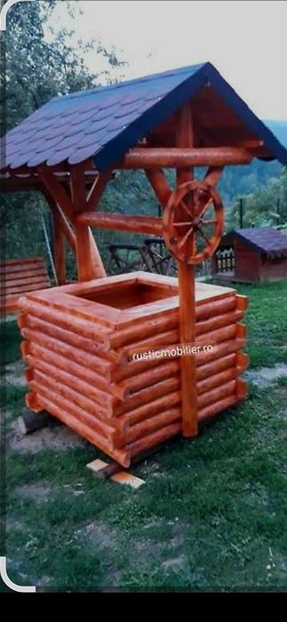 Facem fantani manual cu inele din beton.