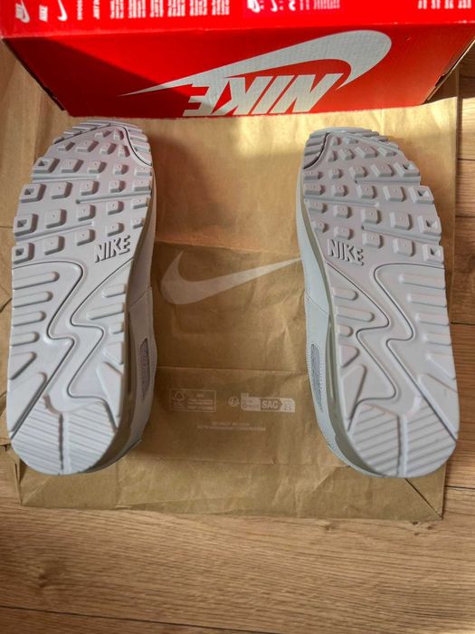 100% Оригинални Nike Air Max 90 в номер 45-29 см стелка