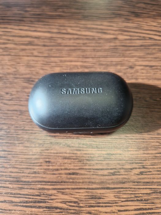 Безжични слушалки Samsung SM-R140