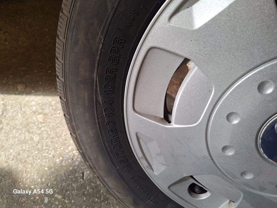 Vând set 4 Roți Ford Transit R15 C All Season