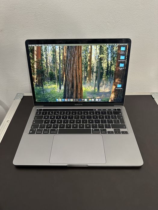 MacBook Pro M2 13,3", 8Gb Ram, 512Gb SSD, Touchbar,TouchID