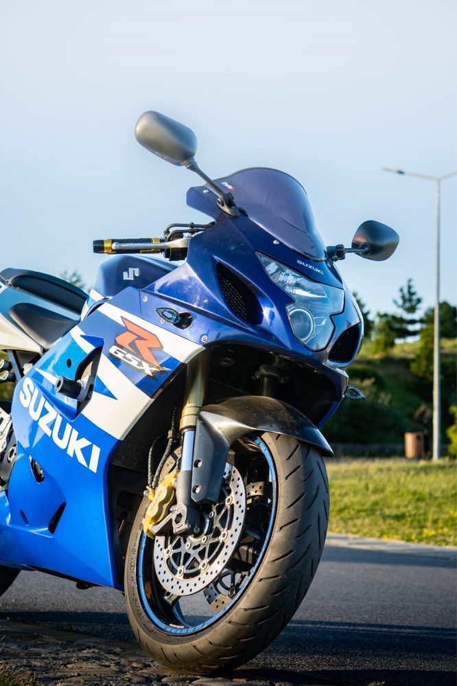 Vând Suzuki GSX-R