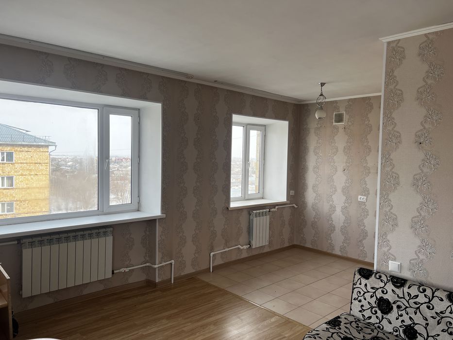 Двухкомнатная студия по централ ной улице