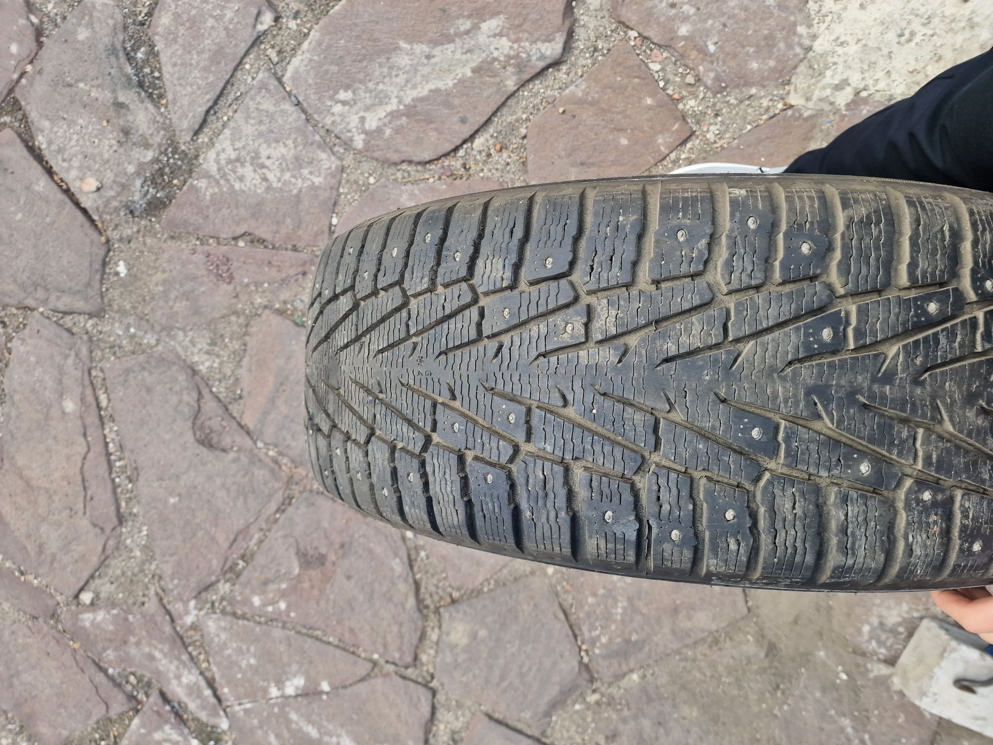 Резина Nokian 265/60/18