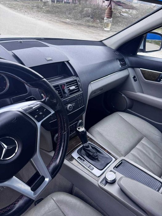 Mercedes C-Class  W204