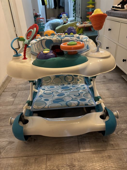 Premergator cu balansoar Coccolle Inizio albastru