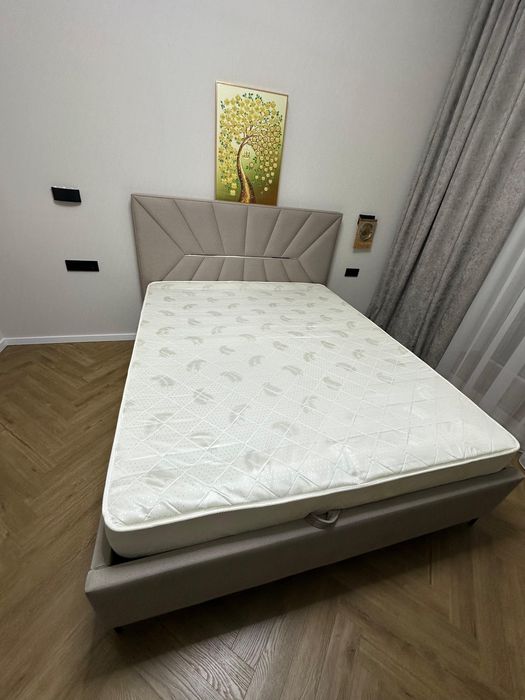 Продам матрас 160*200 и 180*200