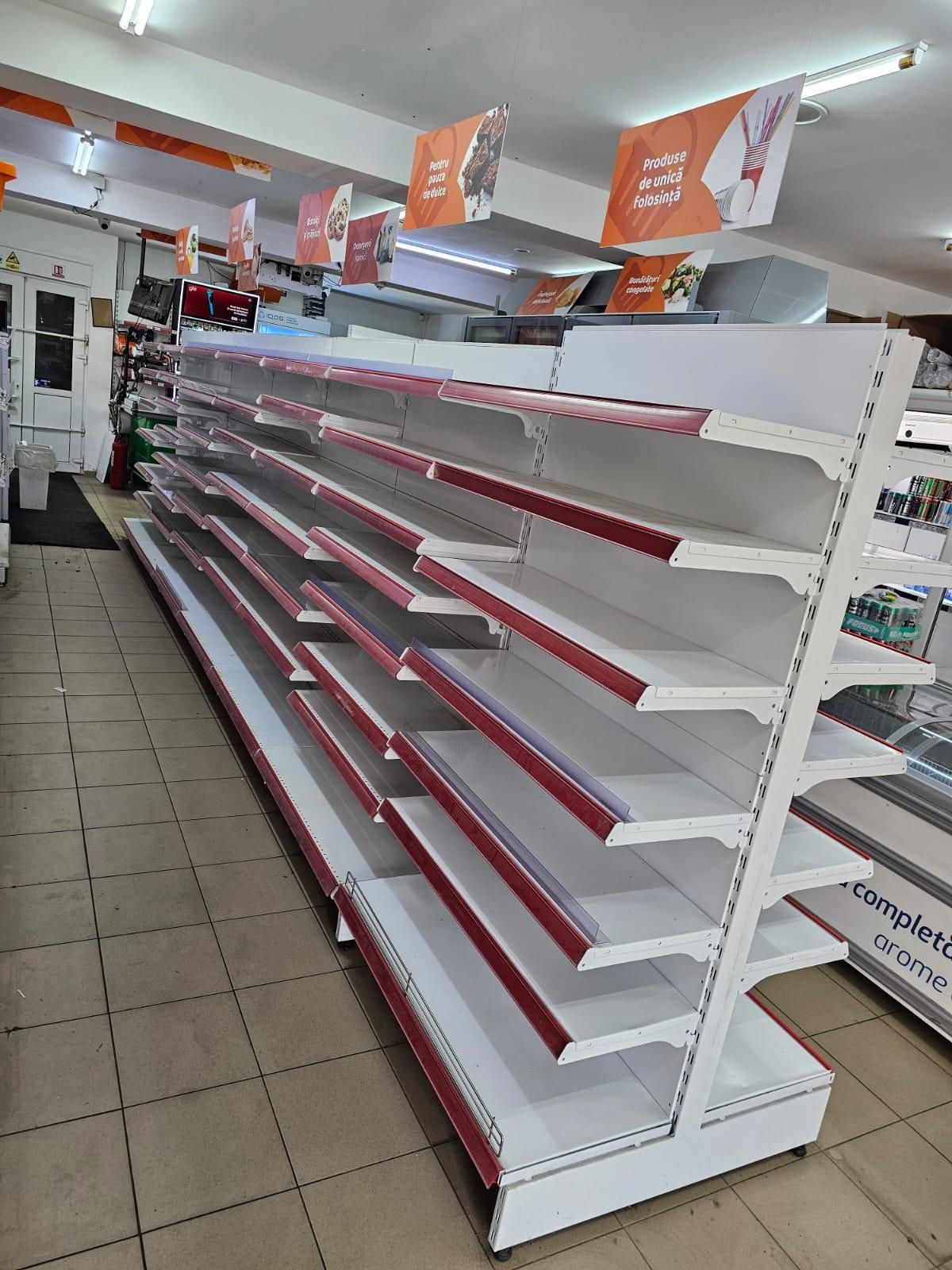 Rafturi de magazin !