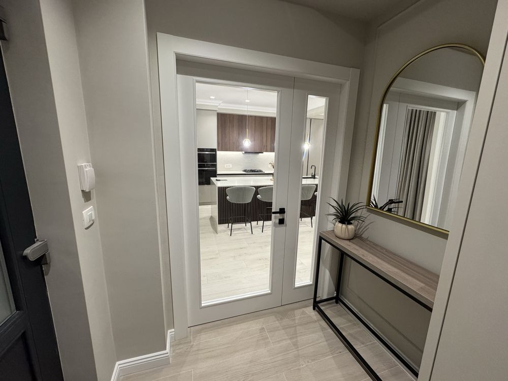 Apartament cu 3 camere de vanzare Radauti 120 mp MODERN mobilat