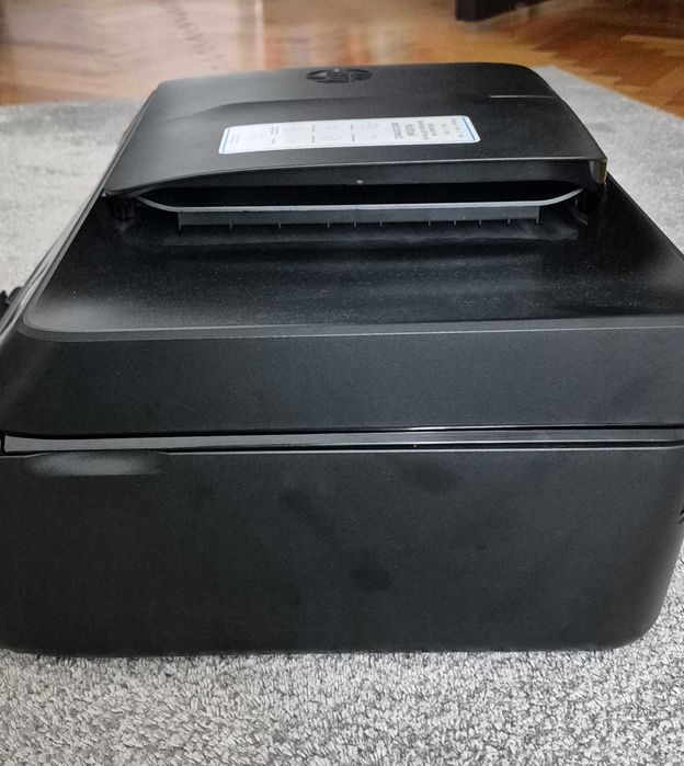 Multifunctional HP DeskJet Ink Advantage 5275
