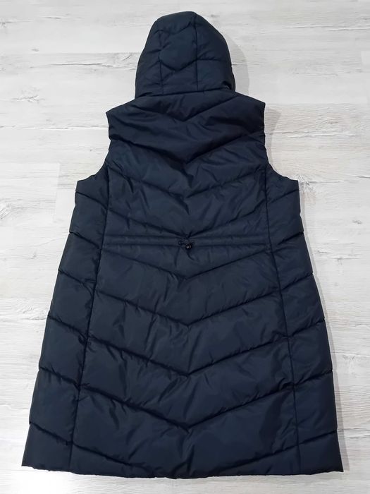 Vestă lungă Barbour B. INTL BOSTON GILET FibreDown, mărimea 44-46