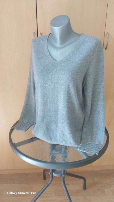 Пуловер C&А. 100%кашмир. размер L.