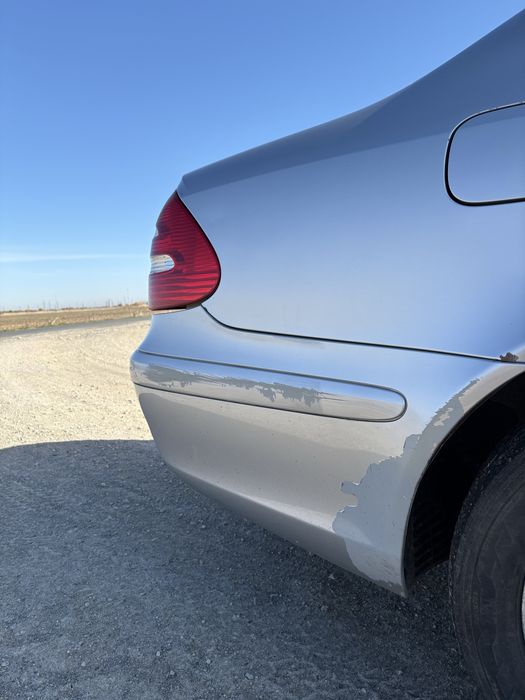 Mercedes e220 w211 2005