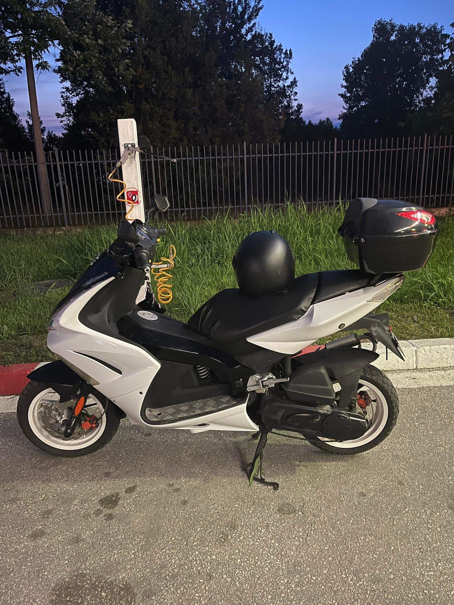 Peugeot Jetforce 50 кубика